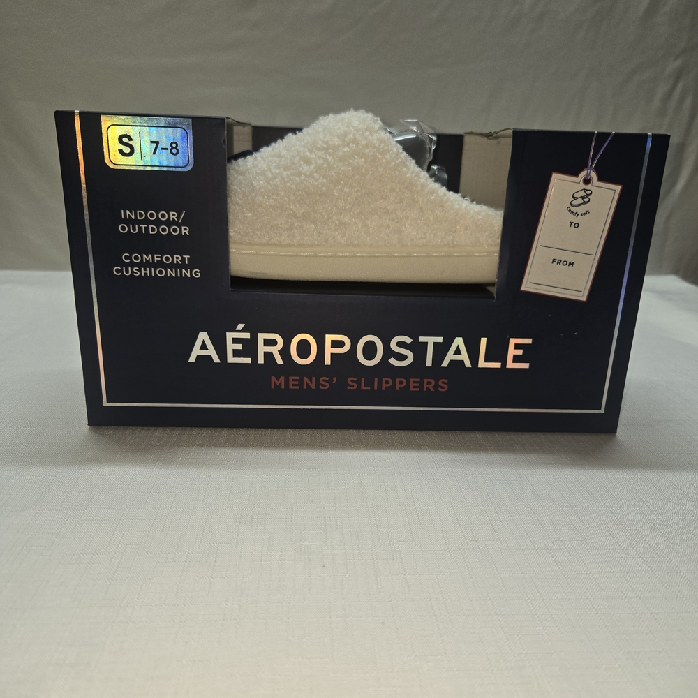 Aeropostale White  Men's Slip-Ons